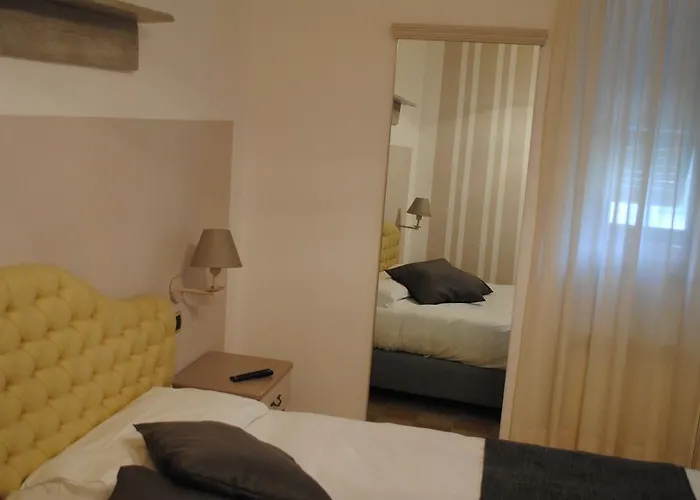 Residenza D'epoca Del Cigno Nero * Sant'Olcese